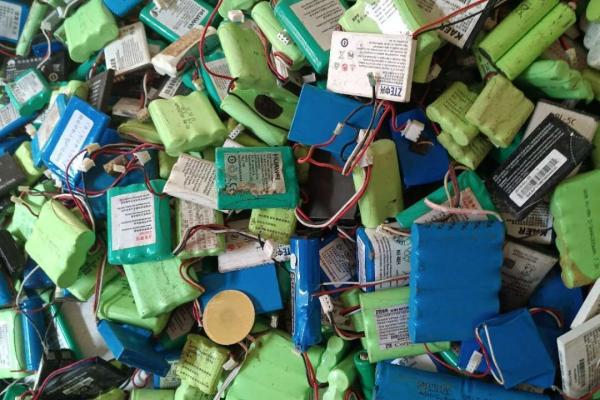 廢舊鋰電池的處理一直是一個(gè)不容忽視的問題。