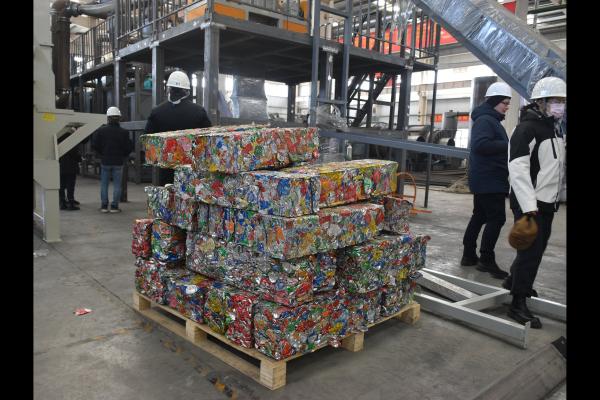 變廢為寶，精準(zhǔn)脫漆，熱解脫漆爐掌握溫度  河南西德機(jī)械設(shè)備