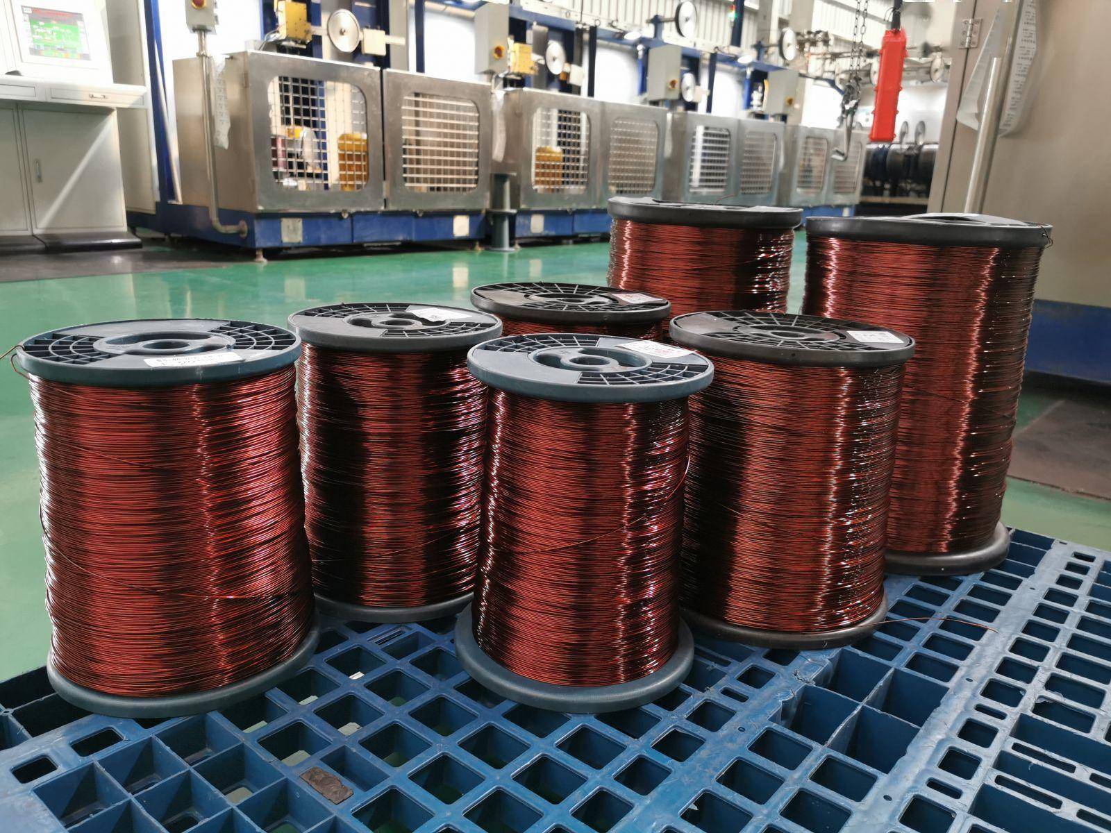 <strong>連續(xù)式碳化爐在漆包線回收處理中的高效應(yīng)用</strong>