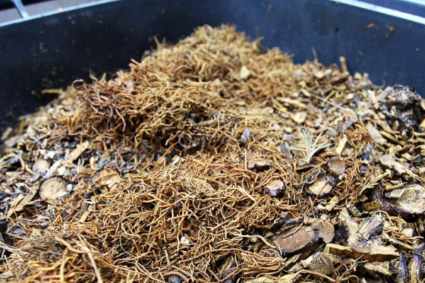 連續(xù)式炭化爐的多功能應用